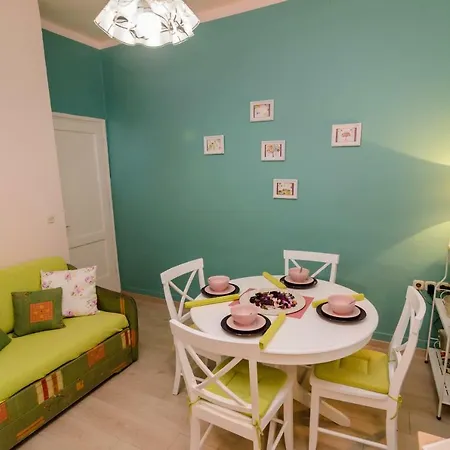 Smaragd & Rose شقة
