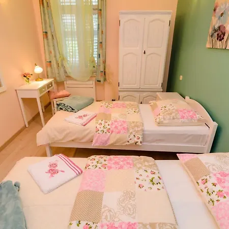 Smaragd & Rose * زادار